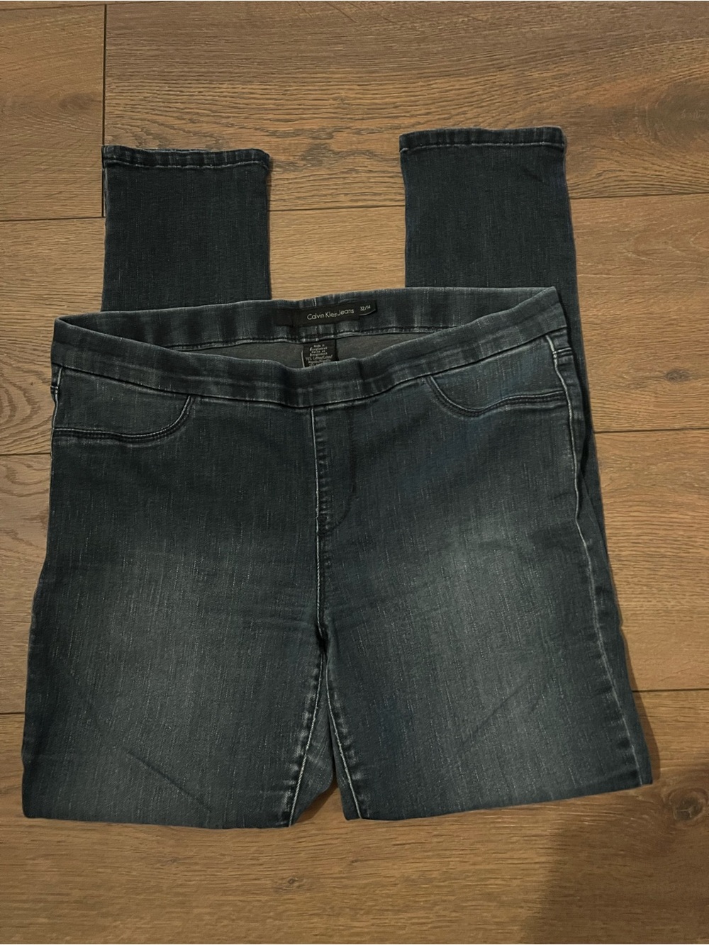 Calvin Klein Jeans Women’s Charcoal Stretch Jeggings